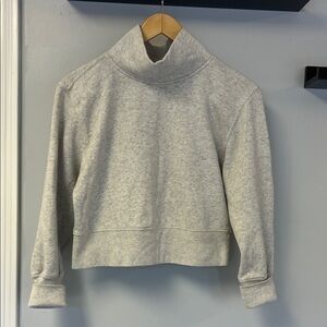 Abercrombie & Fitch Gray Turtleneck Sweater